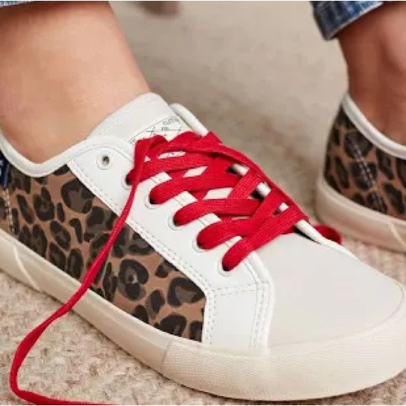 JOULES Coast Pump Faux Leather Trainers Women's Sneakers Size  9 - Picture 2 of 16